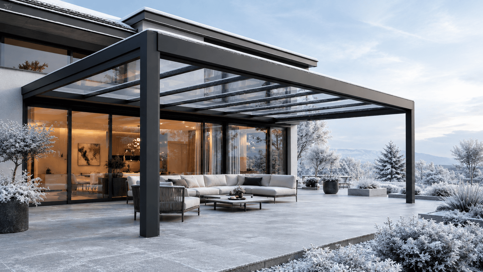 Terrassenüberdachung im Winter mit Schnee