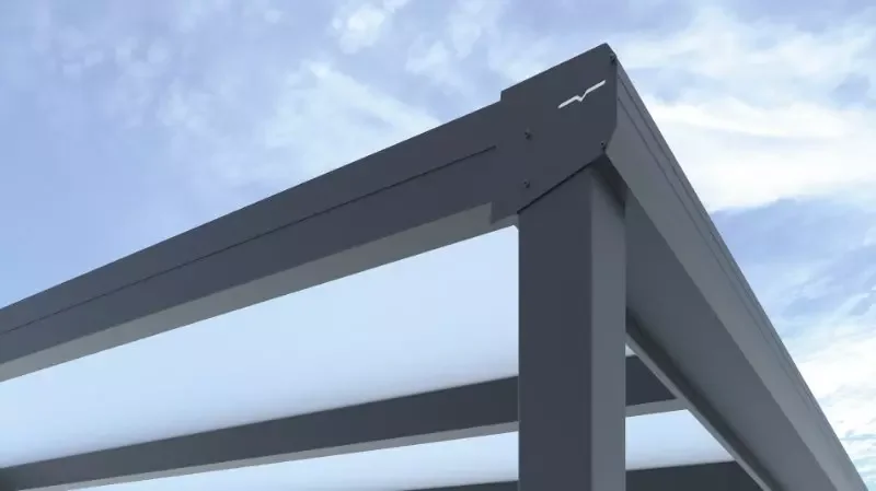 Terrassenüberdachung mit VSG Glas 8 mm opal als Dacheindeckung
